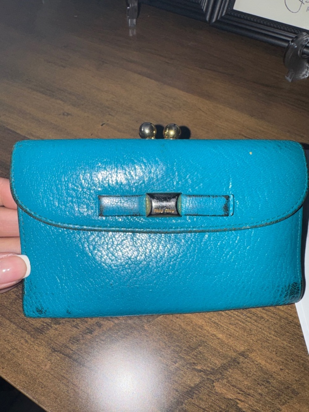 Miu Miu Turquoise Leather Bow-Detail Kiss-Lock Wallet